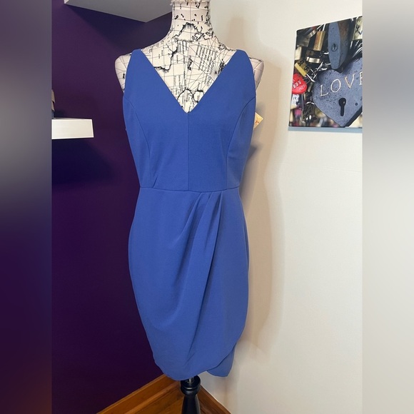Manydress Dresses & Skirts - Sleeveless Manydress Dress NWT